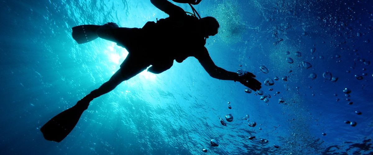 PADI Deep Diver Specialty Course | Extend your limit to 40 metres