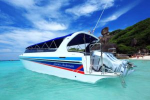 Speedboat on similan islands