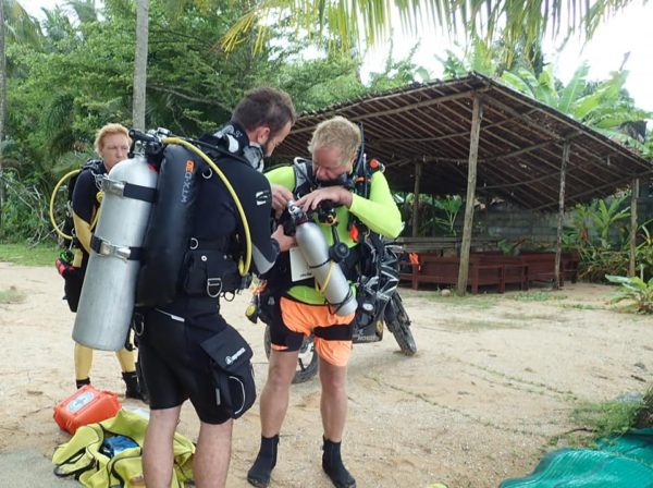self-reliant diver pre-dive preparation