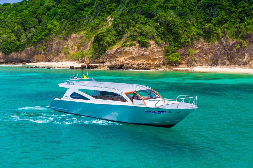 Similans Private speedboat charter